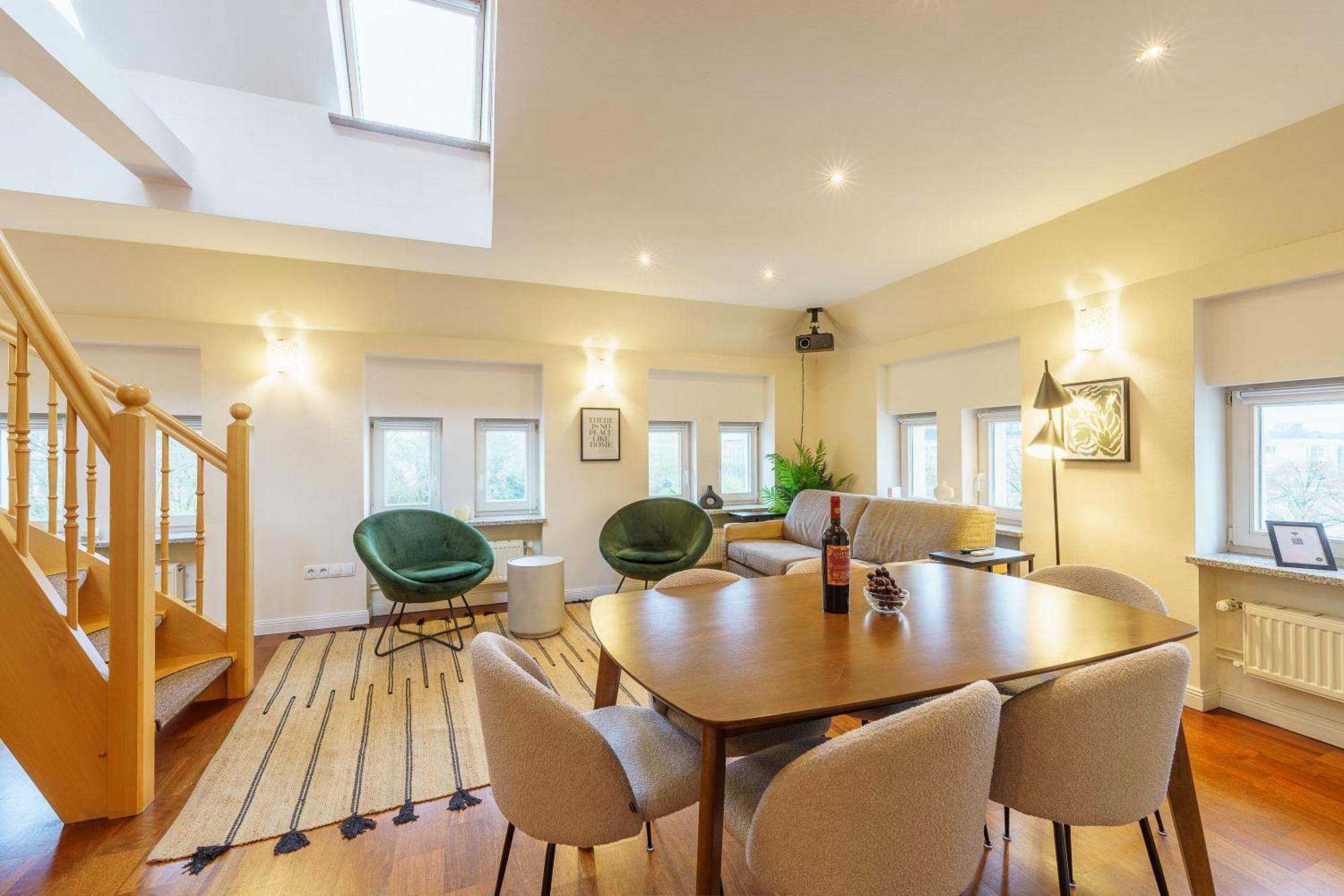 Maisonette Am Holstentor Mit Dachterrasse Und Heimkino Lübeck Exterior foto